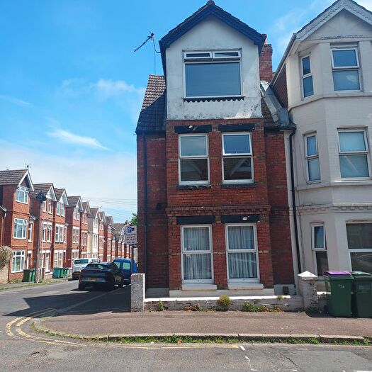 4 Bedroom End Of Terrace House For Sale In Watkin Road, Folkestone, CT19