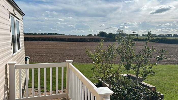 2 Bedroom Mobile/park Home For Sale In Ramsgate, CT12
