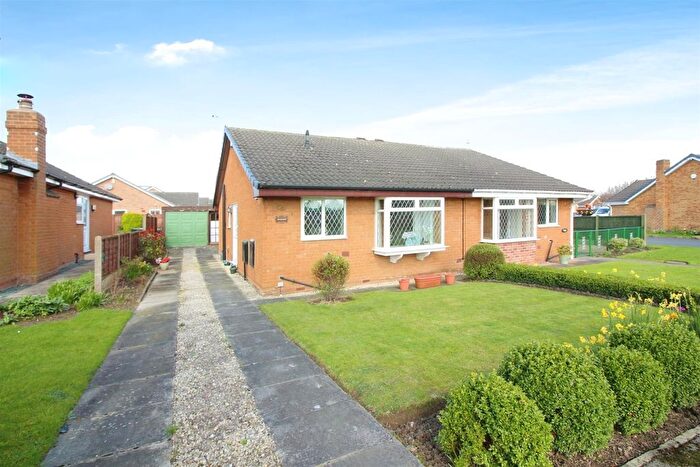 2 Bedroom Semi-Detached Bungalow For Sale In Rockingham Way, Leeds, LS15