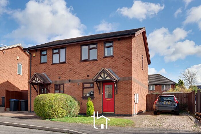 2 Bedroom Semi-Detached House To Rent In Marywell Close, Hinckley, LE10