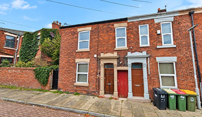 4 Bedroom End Of Terrace House For Sale In Milner Street, Preston, PR1
