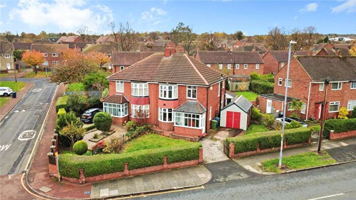 3 Bedroom Semi-Detached House For Sale In High Lanes, Heworth, Gateshead, NE10