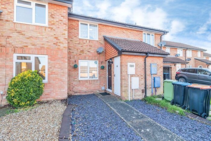 2 Bedroom Terraced House For Sale In Burgess Gardens, Newport Pagnell, MK16