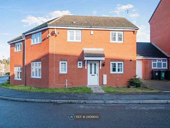 3 Bedroom Semi-Detached House To Rent In Vowles Road, West Bromwich, B71