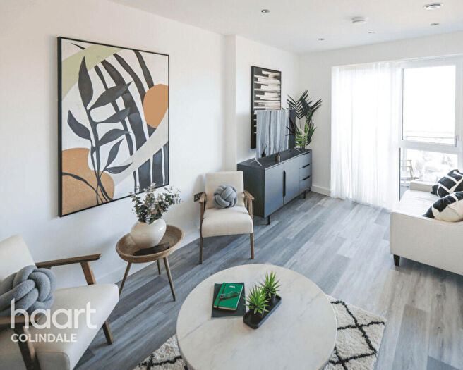 2 Bedroom Apartment For Sale In Burnt Oak Broadway, London, HA8