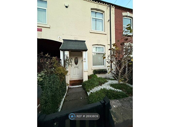 3 Bedroom Terraced House To Rent In Wakefield, Wakefield, WF2