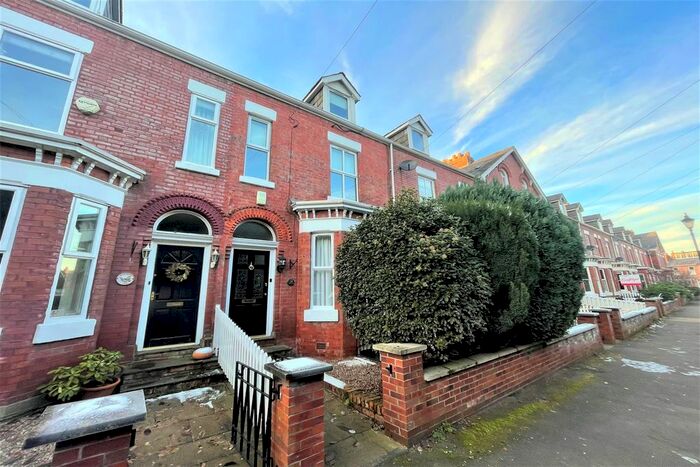 4 Bedroom Terraced House To Rent In Charter Road, Altrincham, WA15