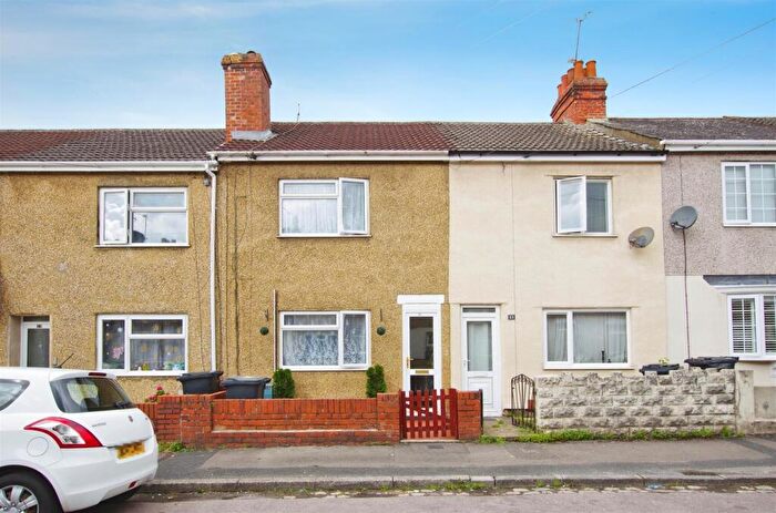 2 Bedroom Terraced House To Rent In Kitchener Street, Swindon, Wiltshire, SN2