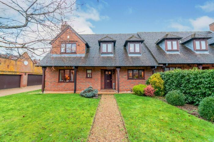 4 Bedroom Semi-Detached House For Sale In Aston Lane, Aston, Stevenage SG2