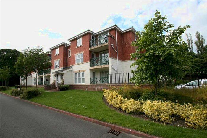 2 Bedroom Flat To Rent In Bellsay House, Belvedere Gardens, Benton, NE12
