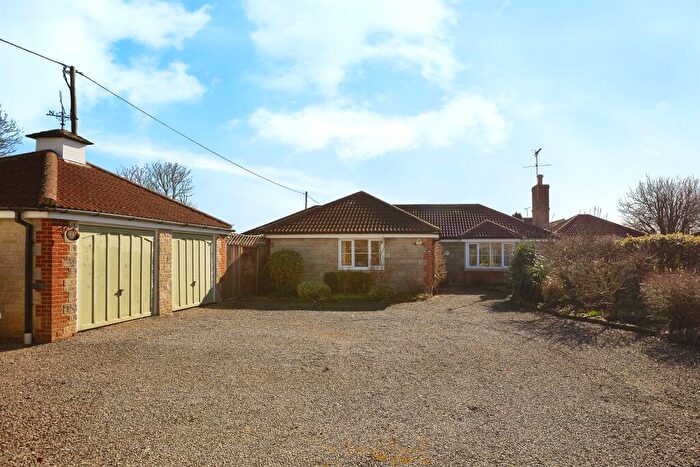 3 Bedroom Detached Bungalow For Sale In The Bartletts, Mere, Warminster, BA12