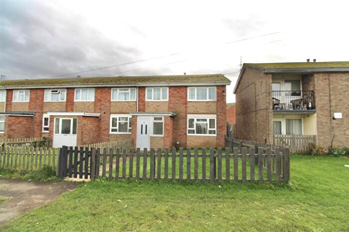 3 Bedroom End Of Terrace House To Rent In Ryecroft Drive, Withernsea, HU19