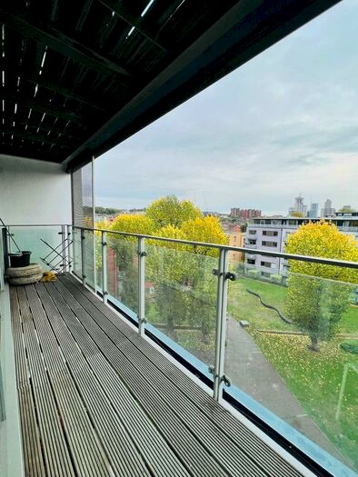 1 Bedroom Apartment To Rent In California Building, Deptford Bridge, Lewisham, London, SE13