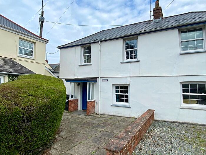 3 Bedroom Semi-Detached House To Rent In Trevemper, Newquay, TR8