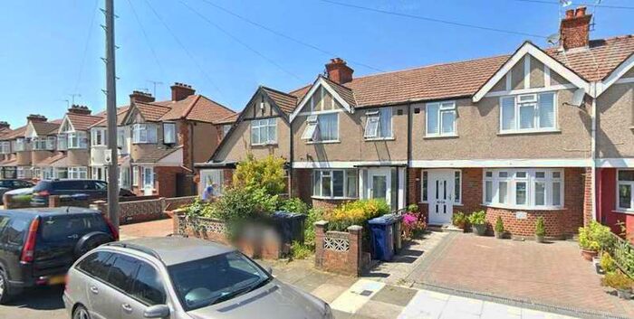 3 Bedroom Terraced House To Rent In Rosedene Avenue, Greenford, UB6
