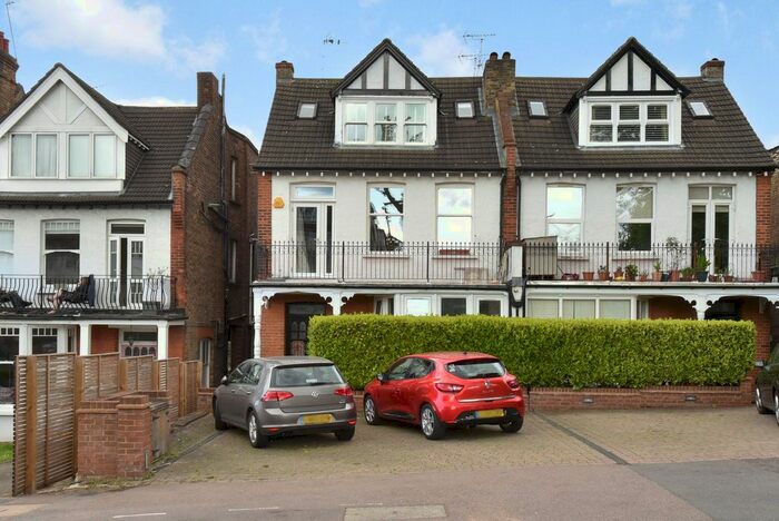 1 Bedroom Flat To Rent In Eversley Park Road, Winchmore Hill, N21