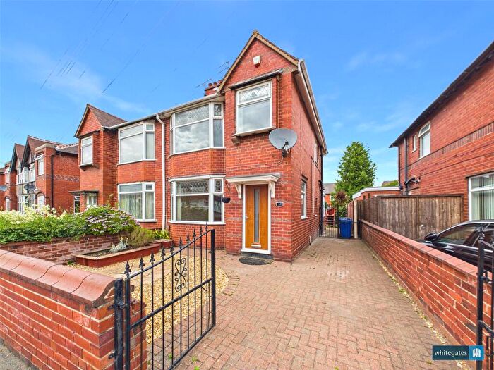 3 Bedroom Semi-Detached House To Rent In Clumber Road, Doncaster, South Yorkshire, DN4