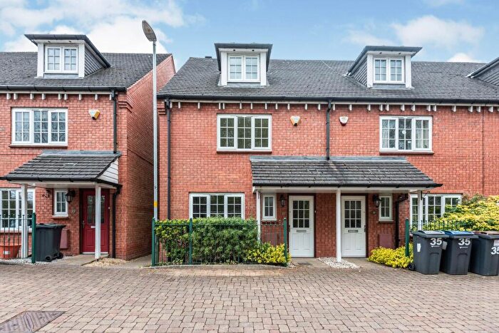 4 Bedroom House To Rent In Westhill Close, Birmingham, B29
