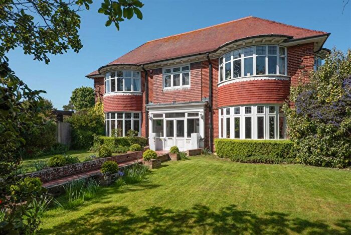 4 Bedroom Detached House For Sale In Westbrook Avenue, Westbrook, Margate, CT9