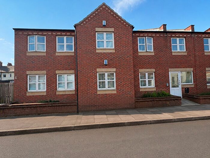 2 Bedroom Flat For Sale In Butt Street, Sandiacre, Nottingham, NG10
