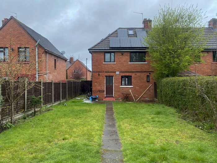 3 Bedroom House To Rent In Lydney Road, Southmead, Bristol, BS10