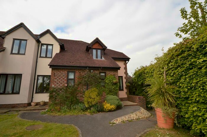 2 Bedroom End Of Terrace House To Rent In Chilmark Court, Riverside Close, Liss, GU33