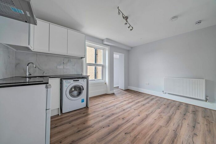 Studio To Rent In Lexham Gardens, South Kensington, London, W8