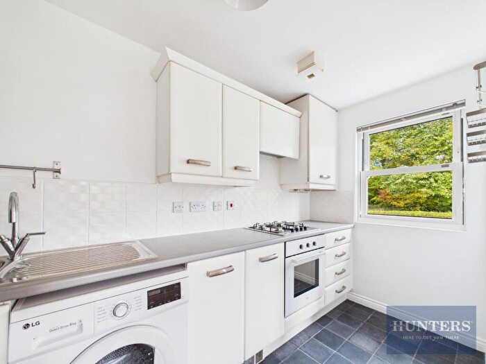 2 Bedroom Apartment To Rent In Joyford Passage, Cheltenham, GL52