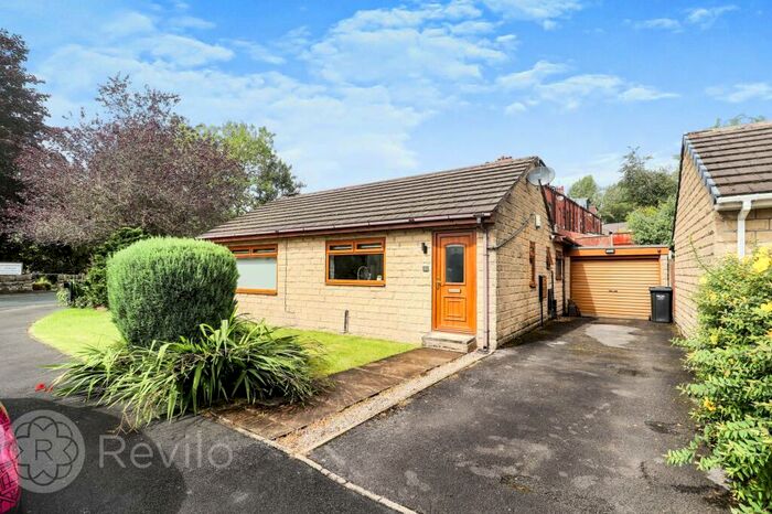 3 Bedroom Detached Bungalow To Rent In Hollins Meadow, Todmorden, OL14