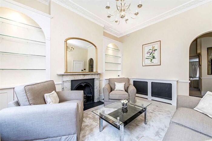 2 Bedroom Flat To Rent In Cambridge Street, London, SW1V