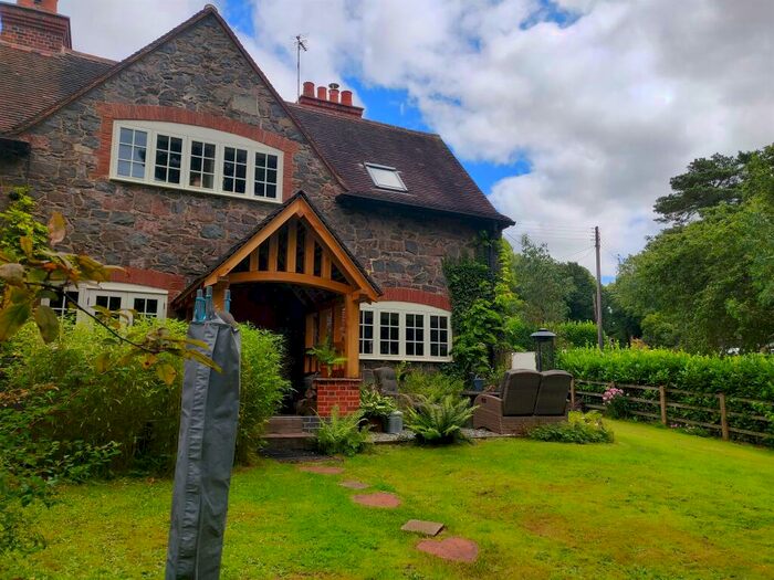 2 Bedroom Cottage For Sale In Gracedieu, Whitwick, Coalville, LE67