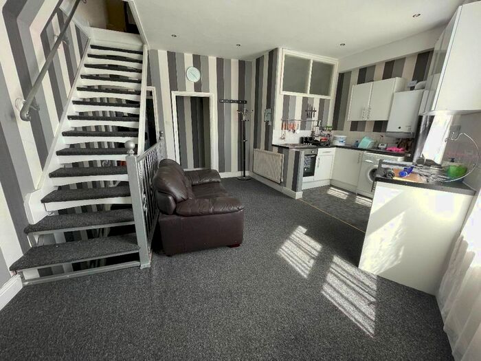 1 Bedroom Flat To Rent In Gladstone Street, Darlington, DL3