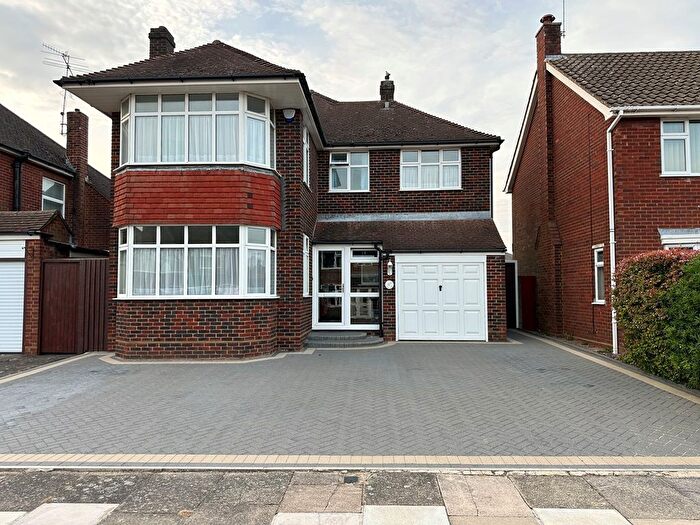 4 Bedroom Detached House To Rent In Egdon Drive, Luton, LU2