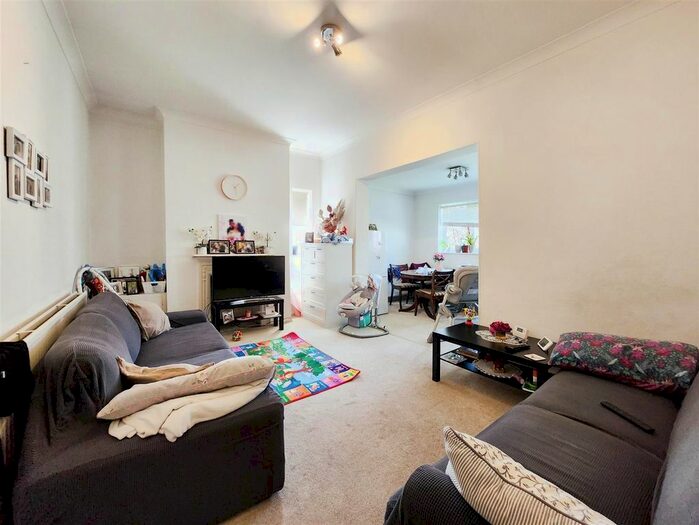 1 Bedroom Property To Rent In Pepys Road, London, SW20