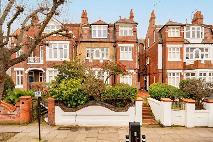 1 Bedroom Flat For Sale In Fawley Road, West Hampstead, NW6