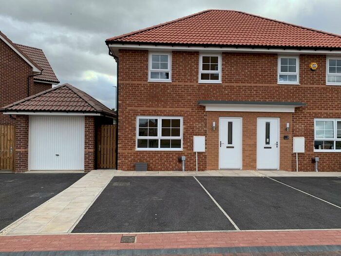 3 Bedroom Semi-Detached House To Rent In Fairway Grove, Wheatley, Doncaster, DN2