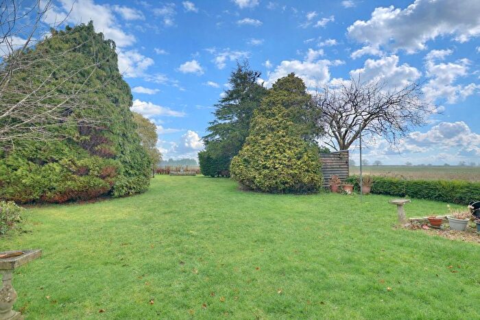 2 Bedroom Detached Bungalow For Sale In St. Peters Avenue, Hayling Island, PO11