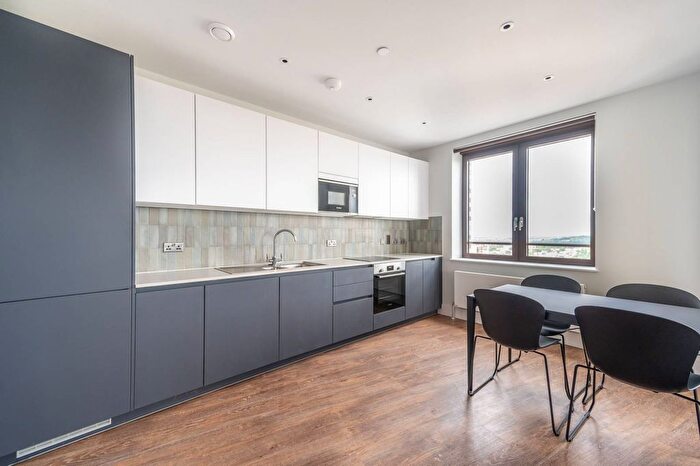 2 Bedroom Flat To Rent In Uncle Wembley, Wembley, HA9