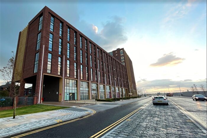 2 Bedroom Flat To Rent In Quay Central, Jesse Hartley Way, Liverpool, L3