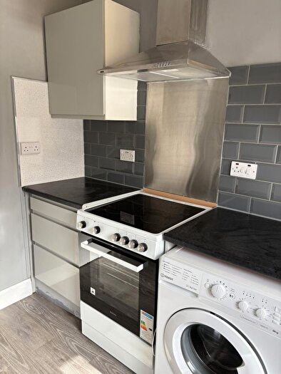 5 Bedroom Terraced House To Rent In Inglis Green Road, Edinburgh, EH14