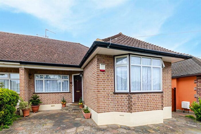 2 Bedroom Semi-Detached Bungalow For Sale In Grasmere Avenue, Ruislip, HA4
