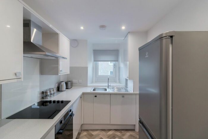 2 Bedroom Flat To Rent In Milnbank Road, West End, Dundee, DD1