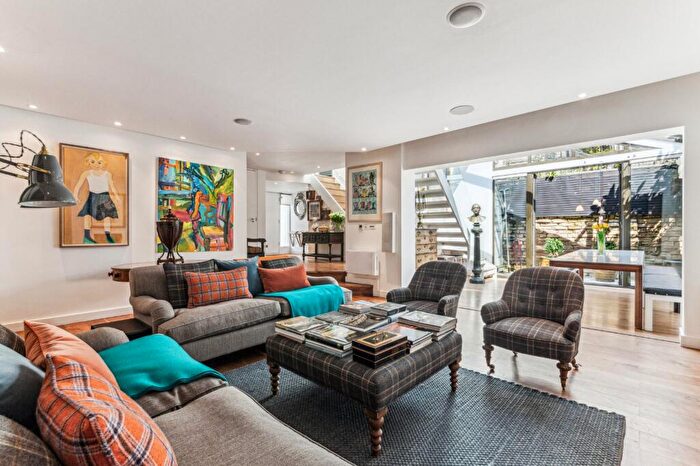 3 Bedroom Terraced House For Sale In Albert Terrace Mews, Primrose Hill, London, NW1