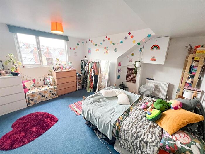 4 Bedroom House To Rent In Pinner Road, Hunters Bar, Sheffield, S11