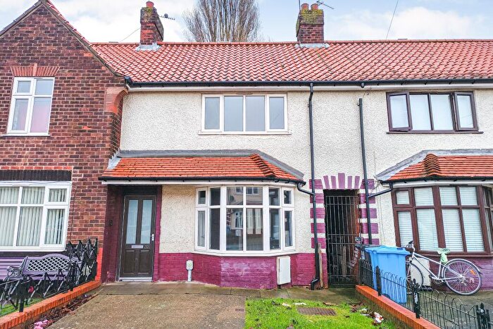 2 Bedroom Terraced House For Sale In Twenty Second Avenue, Hull, East Yorkshire, HU6