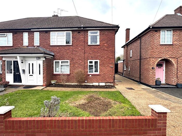 2 Bedroom Flat To Rent In Grosvenor Avenue, Hayes, UB4