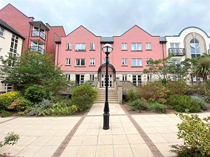 2 Bedroom Apartment To Rent In Waterside, Exeter, EX2