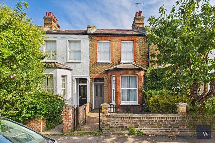 3 Bedroom Terraced House For Sale In Merredene Street, London, SW2