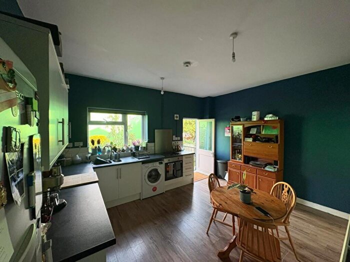 2 Bedroom House To Rent In Argyle Road, Bristol, BS2