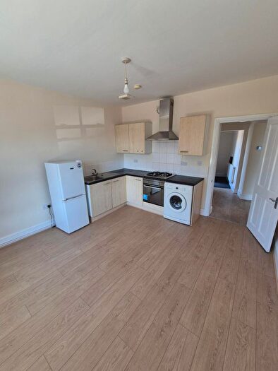2 Bedroom Flat To Rent In Clifton Road, Birmingham, B12